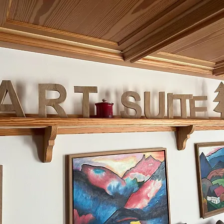 Haus *