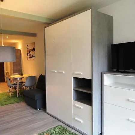 Apartment Haus *